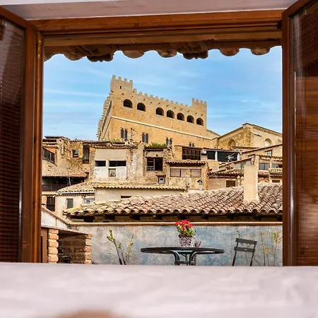 Duplex Puente De Piedra, En Un Enclave Unico Y Exclusivo Valderrobres