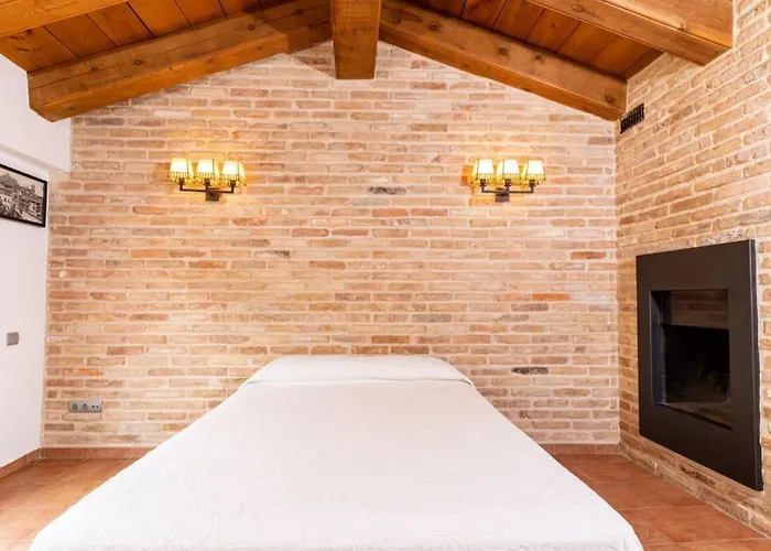 Apartamento Duplex Puente De Piedra, En Un Enclave Unico Y Exclusivo Valderrobres