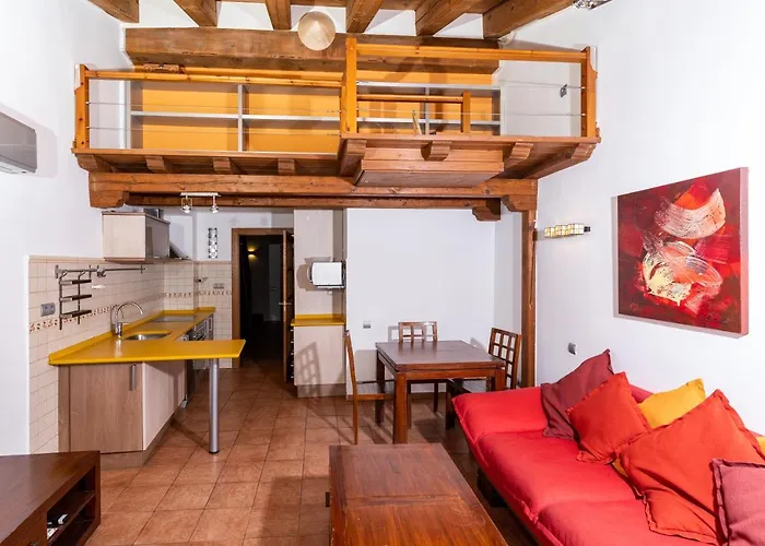 Duplex Puente De Piedra, En Un Enclave Unico Y Exclusivo