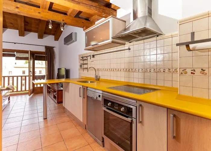 Duplex Puente De Piedra, En Un Enclave Unico Y Exclusivo *