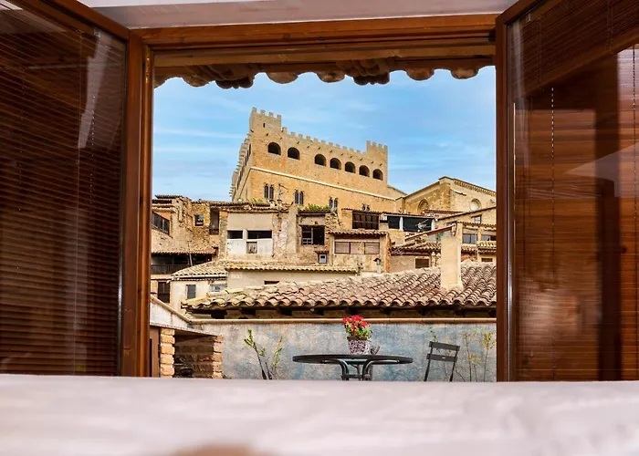 Duplex Puente De Piedra, En Un Enclave Unico Y Exclusivo Valderrobres